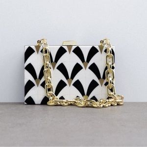 🆕 Zara Geometric Print Box Clutch